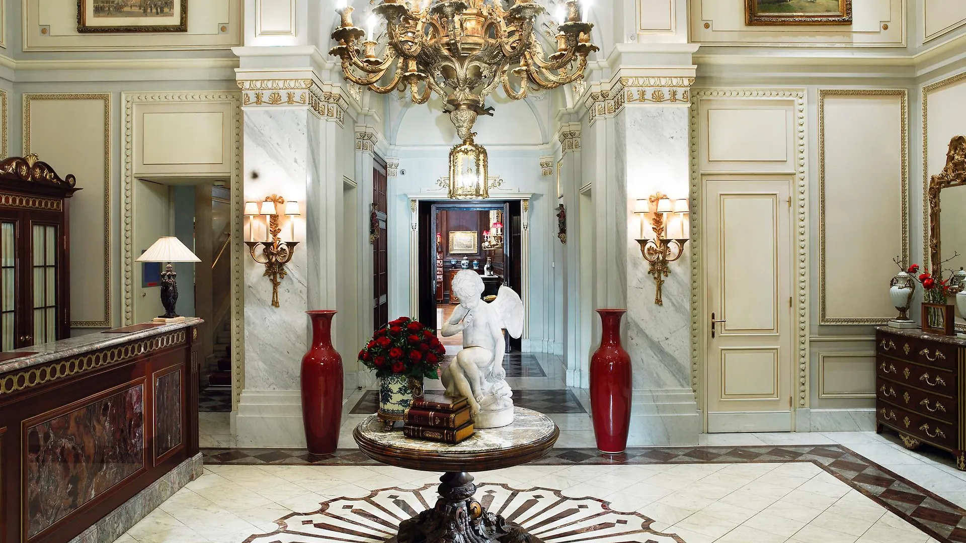 Hotel Sacher Wien 5*, וינה אוסטריה