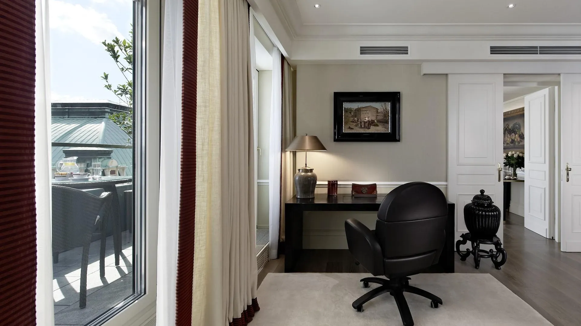 *****  Hotel Sacher Wien אוסטריה