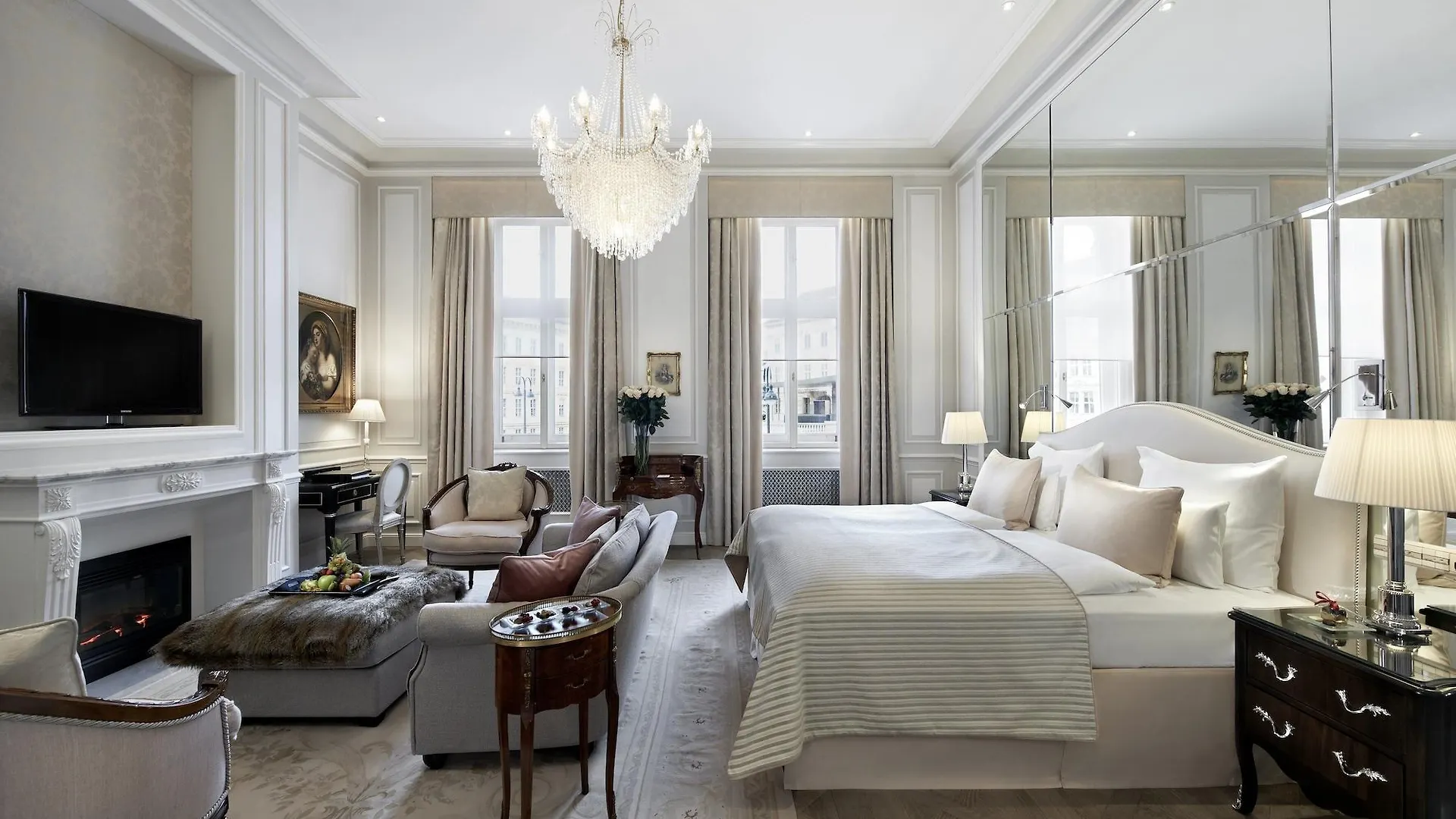 Hotel Sacher Wien 5*, וינה