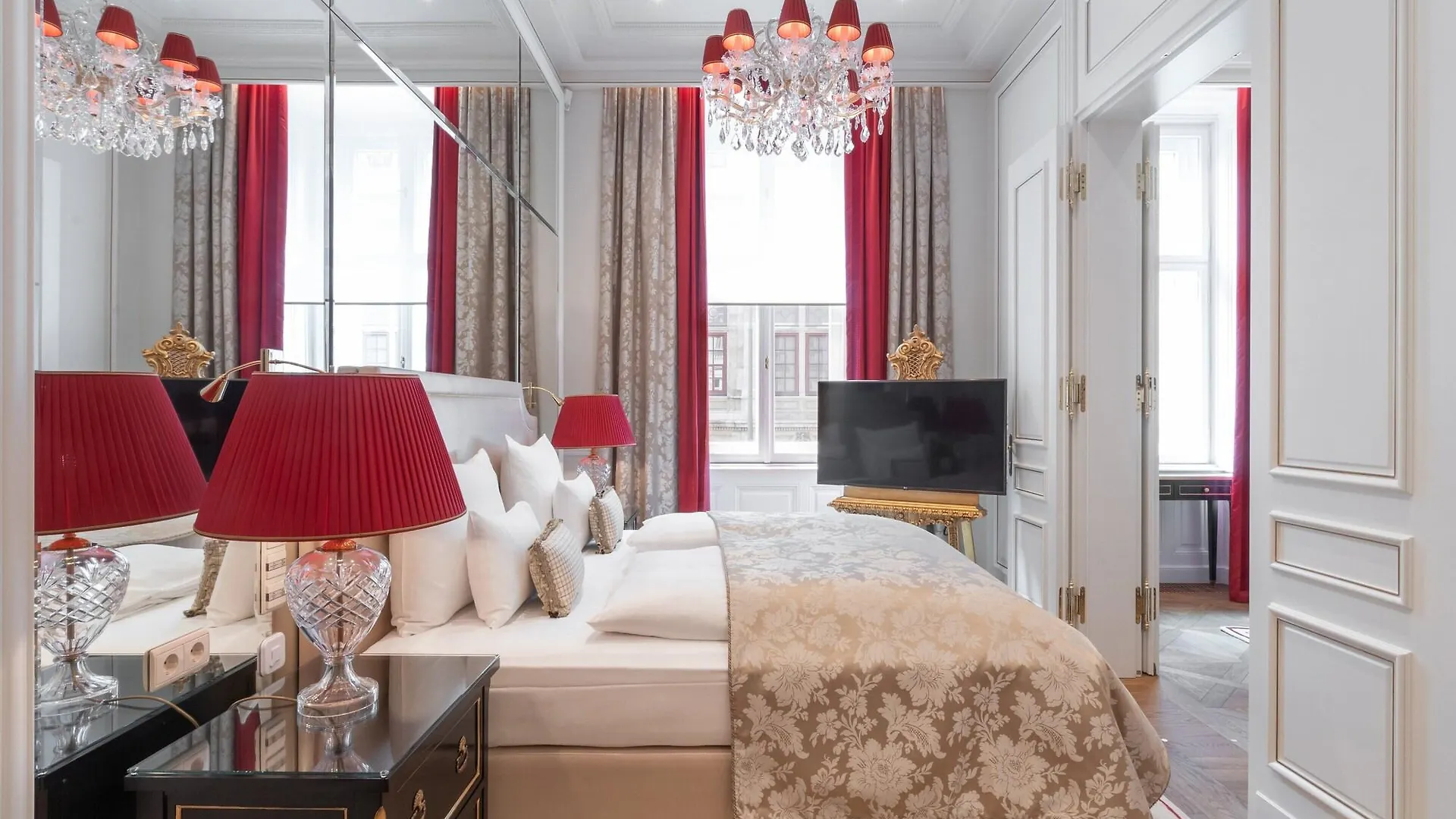 Hotel Sacher Wien 5*, Viena