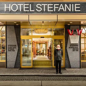 Stefanie - Vienna's Oldest **** Bécs