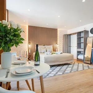 Renting - Honey Moon Massena - Luxe - Jaccuzzi - Terrasse - King Bed - Ac Appartamento Nizza