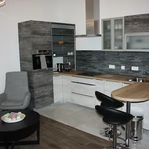 Appartamento Prater & Center Mit Eigener Terrasse, Vienna